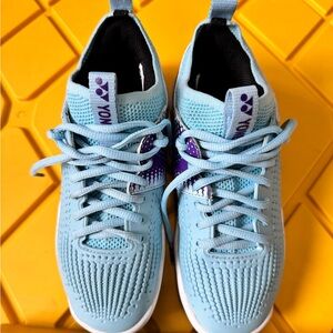 Badminton Shoes - Yonex Eclipsion Power Cushion Z2